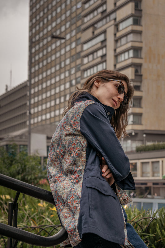 CHAQUETA FIELD REGULAR BRUSELAS AZUL OSCURO ARABESCO AZUL