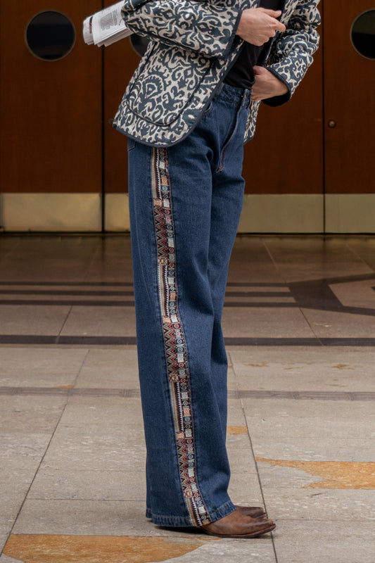 JEAN REGULAR FIT LOLA AZUL OSCURO MULTICOLOR
