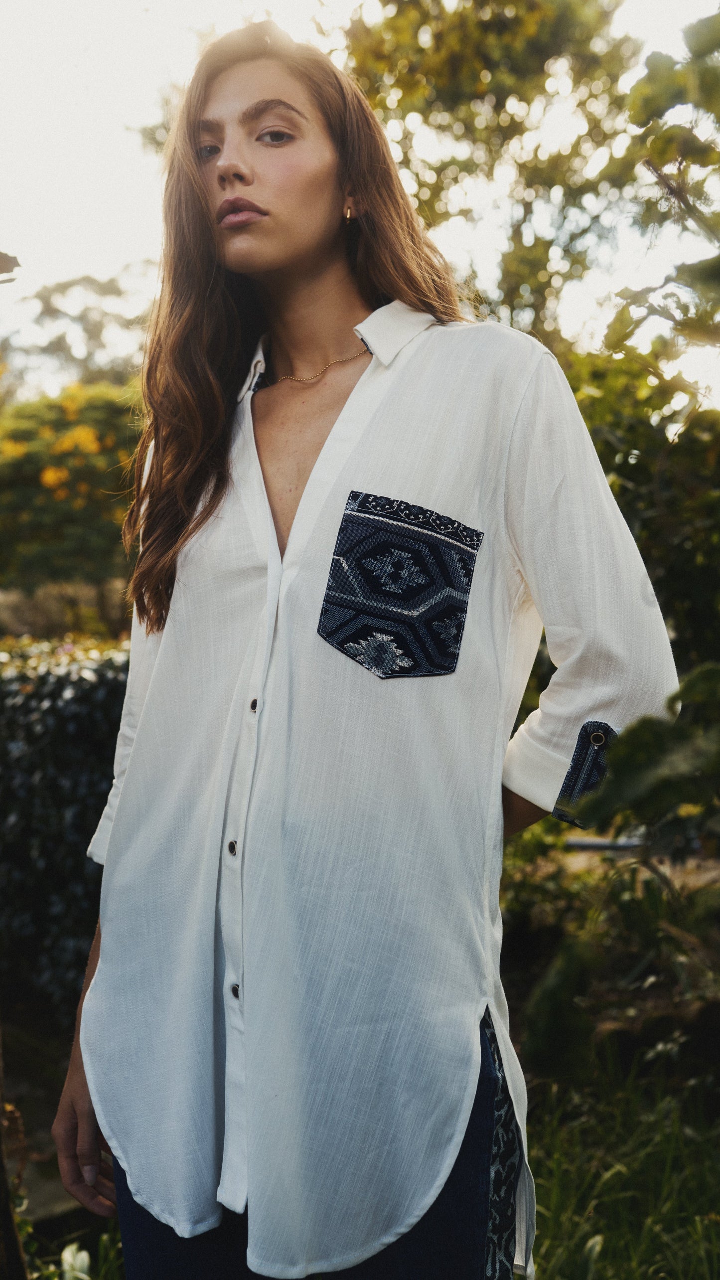 CAMISA OVERSHIRT OVERSIZE BALI BLANCO PALM TROPICARIO
