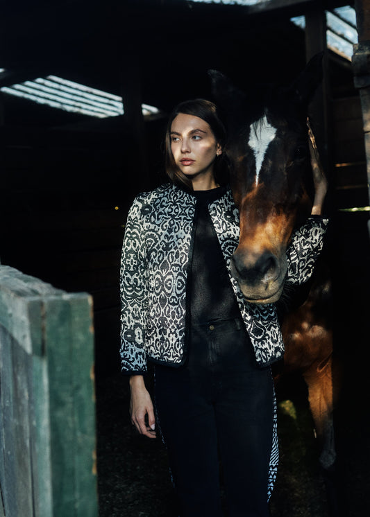 CHAQUETA CLÁSICA REGULAR BURGOS NEGRO INDIA NEGRO