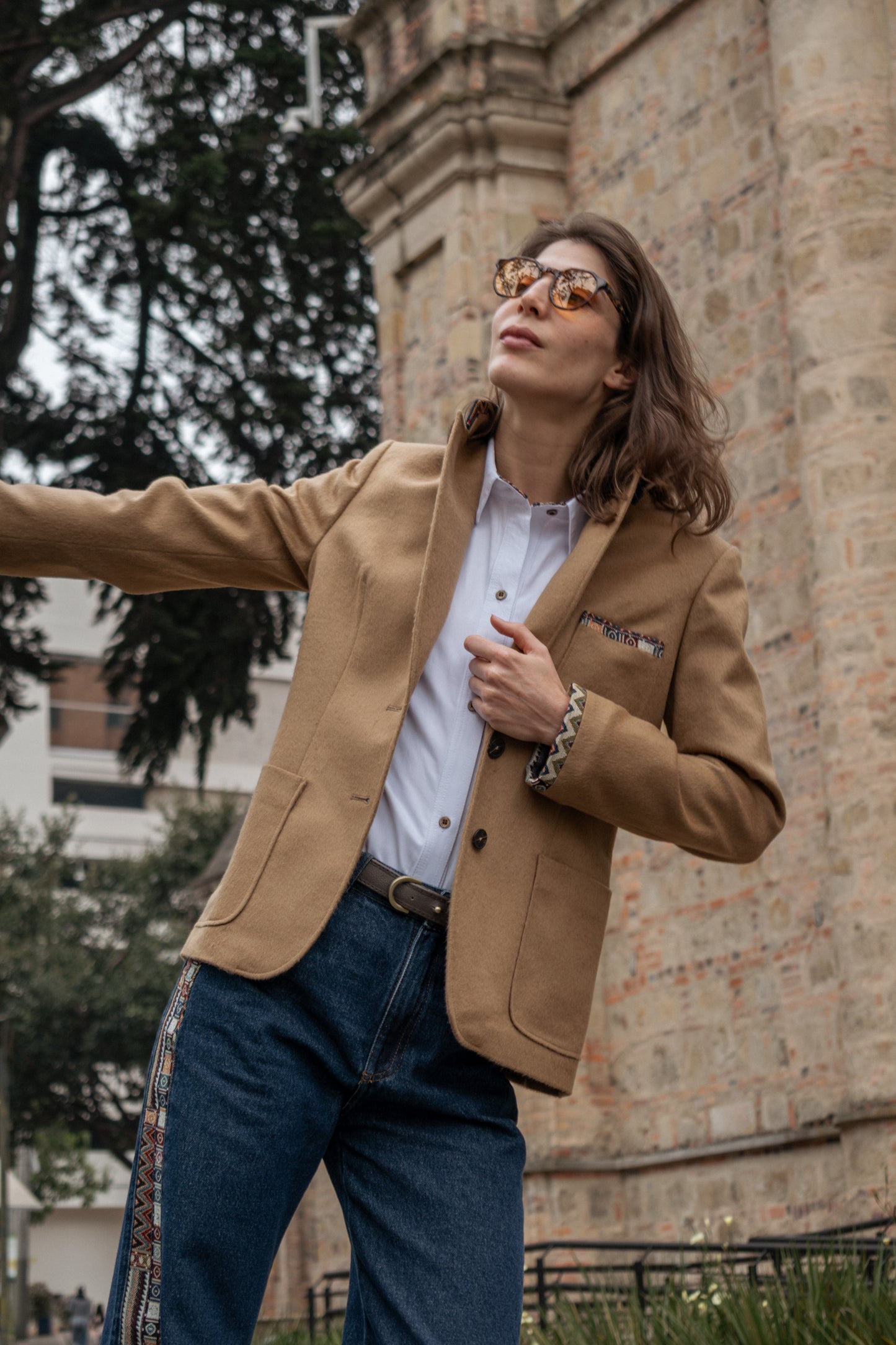 BLAZER SENCILLO REGULAR TOSCANA CAMEL MULTICOLOR