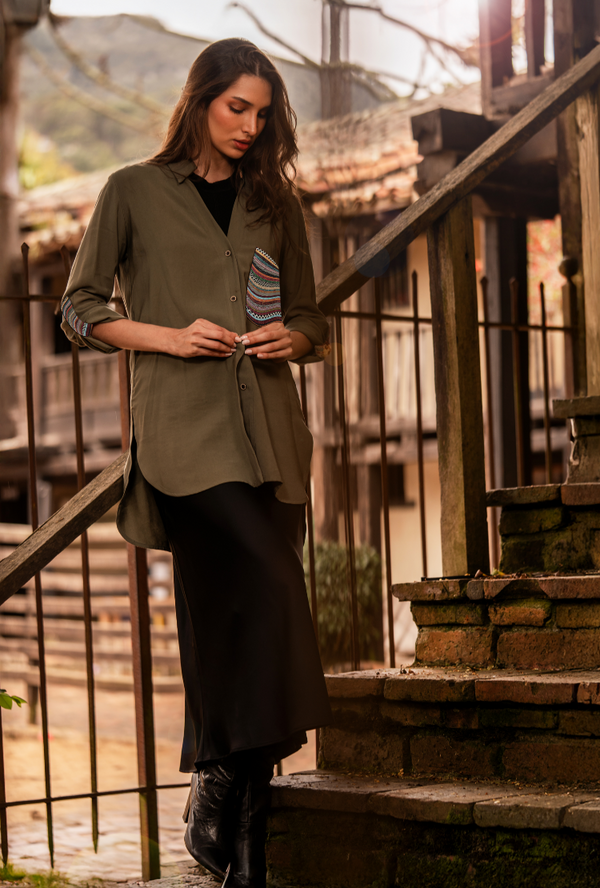 Camisa larga olive rayas Lili