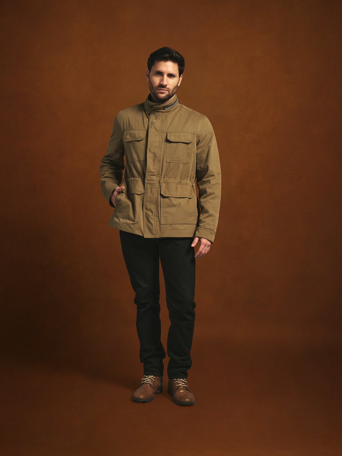 CHAQUETA FIELD REGULAR AUSTIN VERDE OLIVA MULTICOLOR