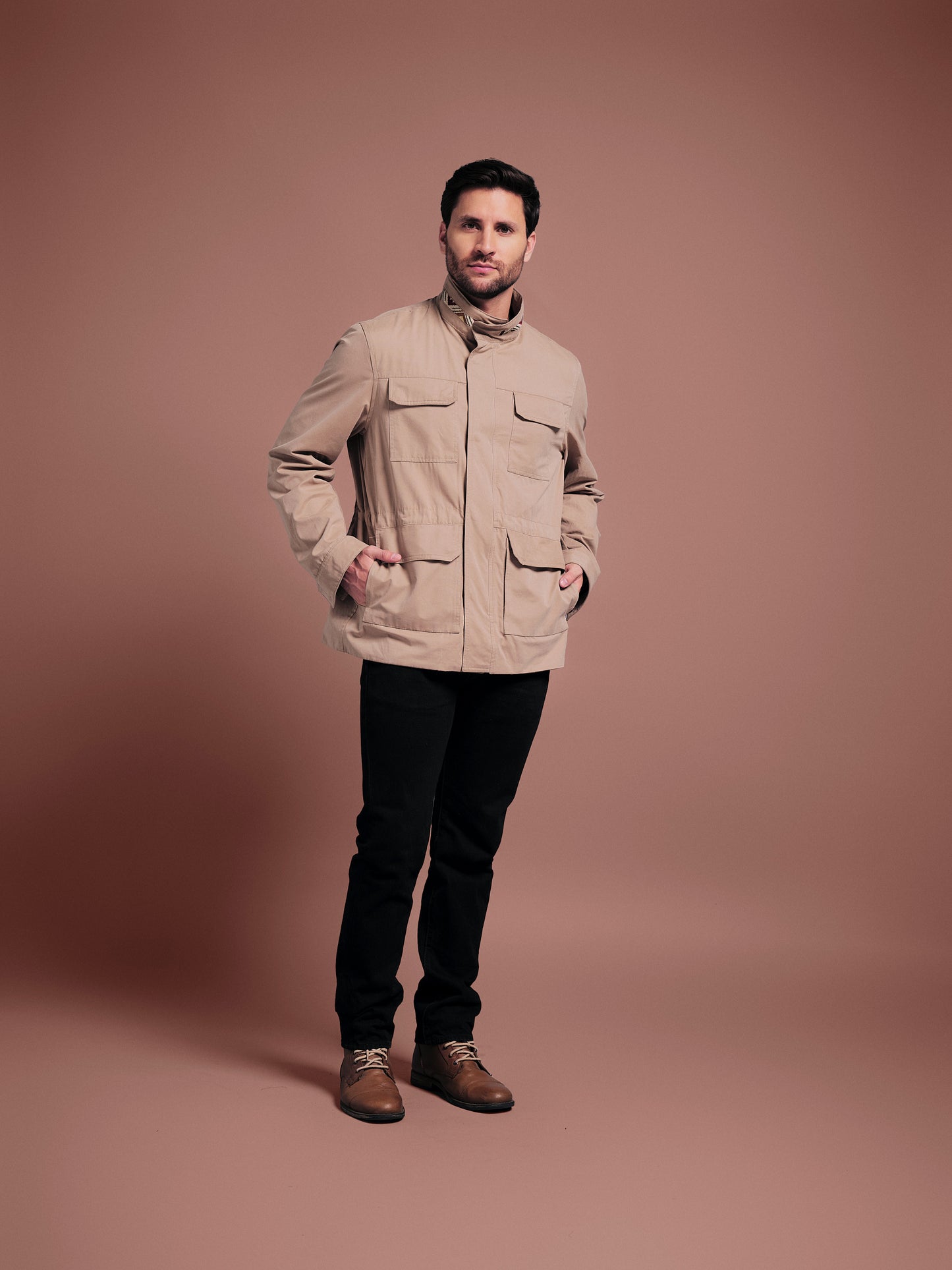 CHAQUETA FIELD REGULAR AUSTIN CAQUI COLORS