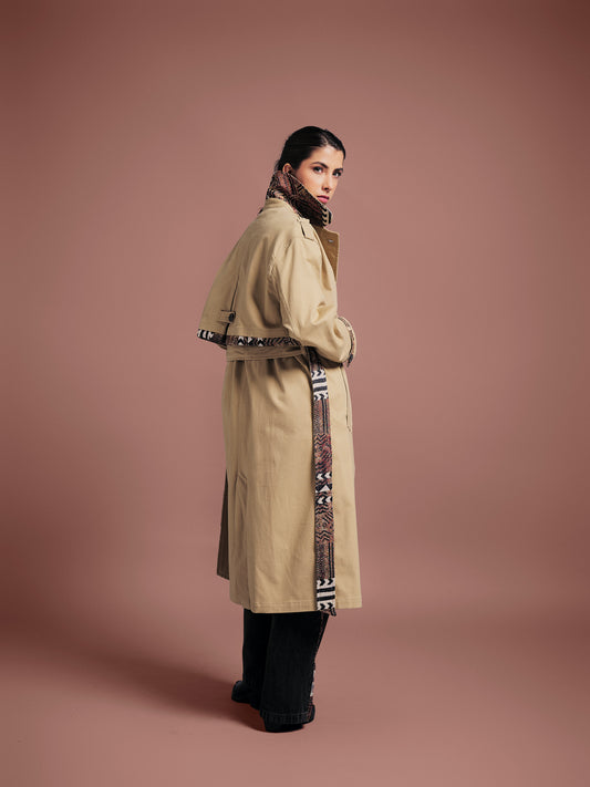 ABRIGO TRENCH REGULAR MILÁN CAQUI UYUNI