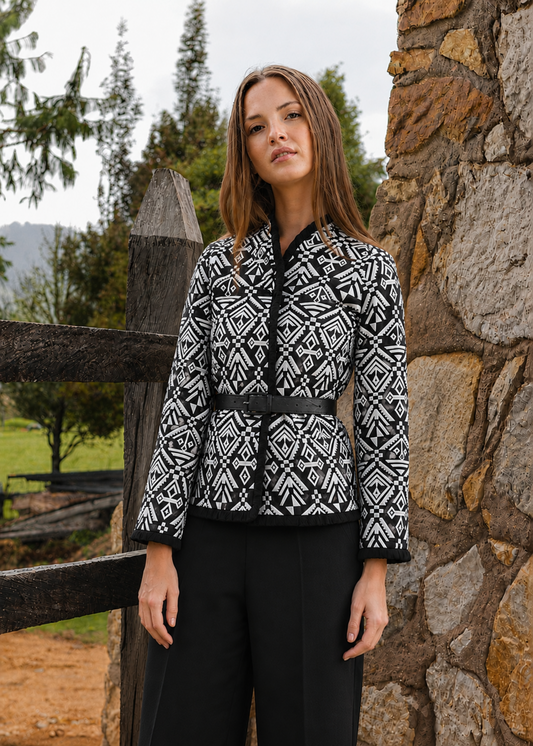 CHAQUETA CLÁSICA REGULAR BURGOS NEGRO TRIBAL BLACK