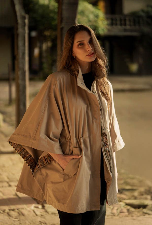 Capa water proof khaki Inti
