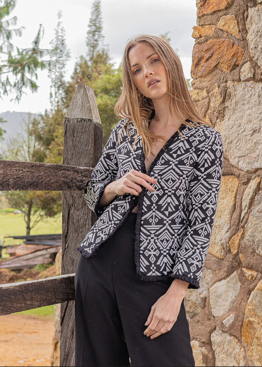 CHAQUETA CLÁSICA REGULAR BURGOS NEGRO TRIBAL BLACK